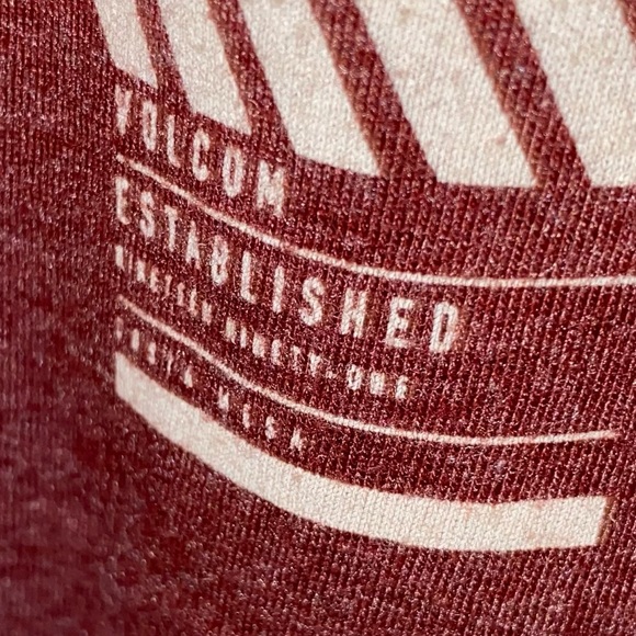 Volcom Burgundy Graphic Tee Shirt - Picture 2 of 5
